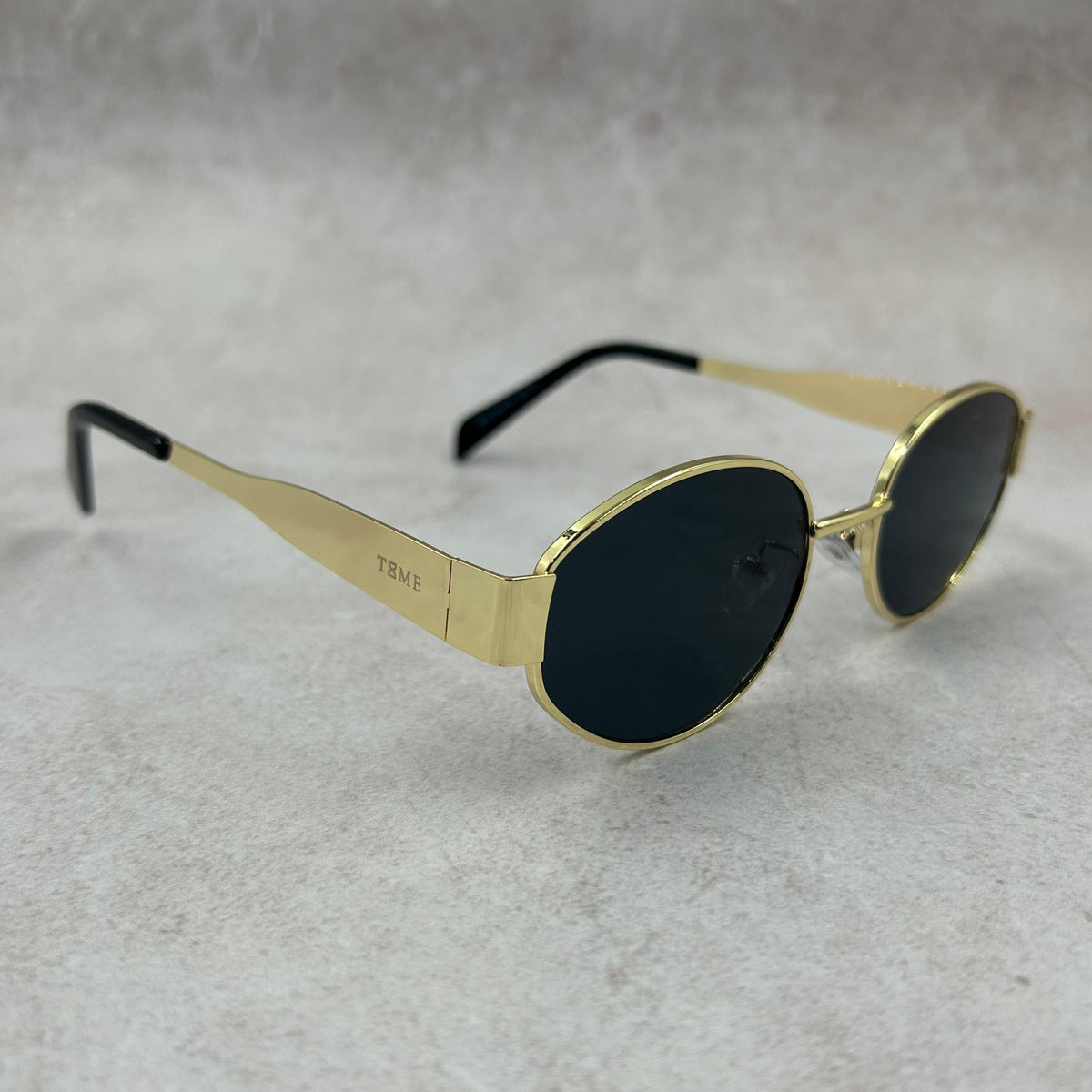 ÓCULOS DE SOL NASSAU - DOURADO COM PRETO - 1639