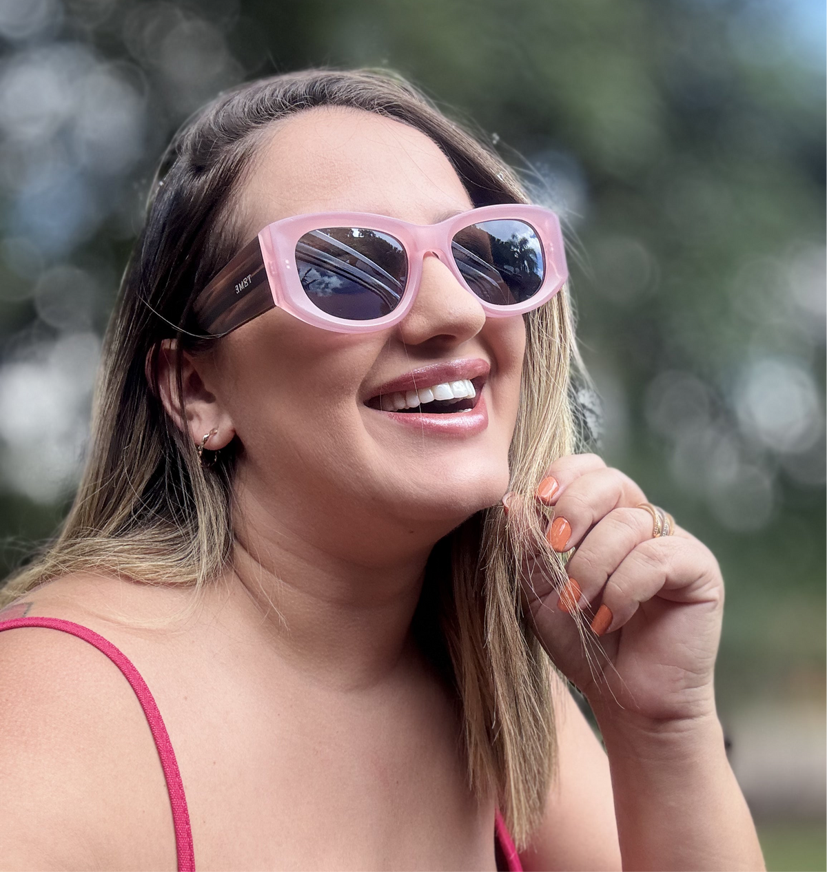 ÓCULOS DE SOL MIAMI - ROSA - DETALHES MADEIRA -1215
