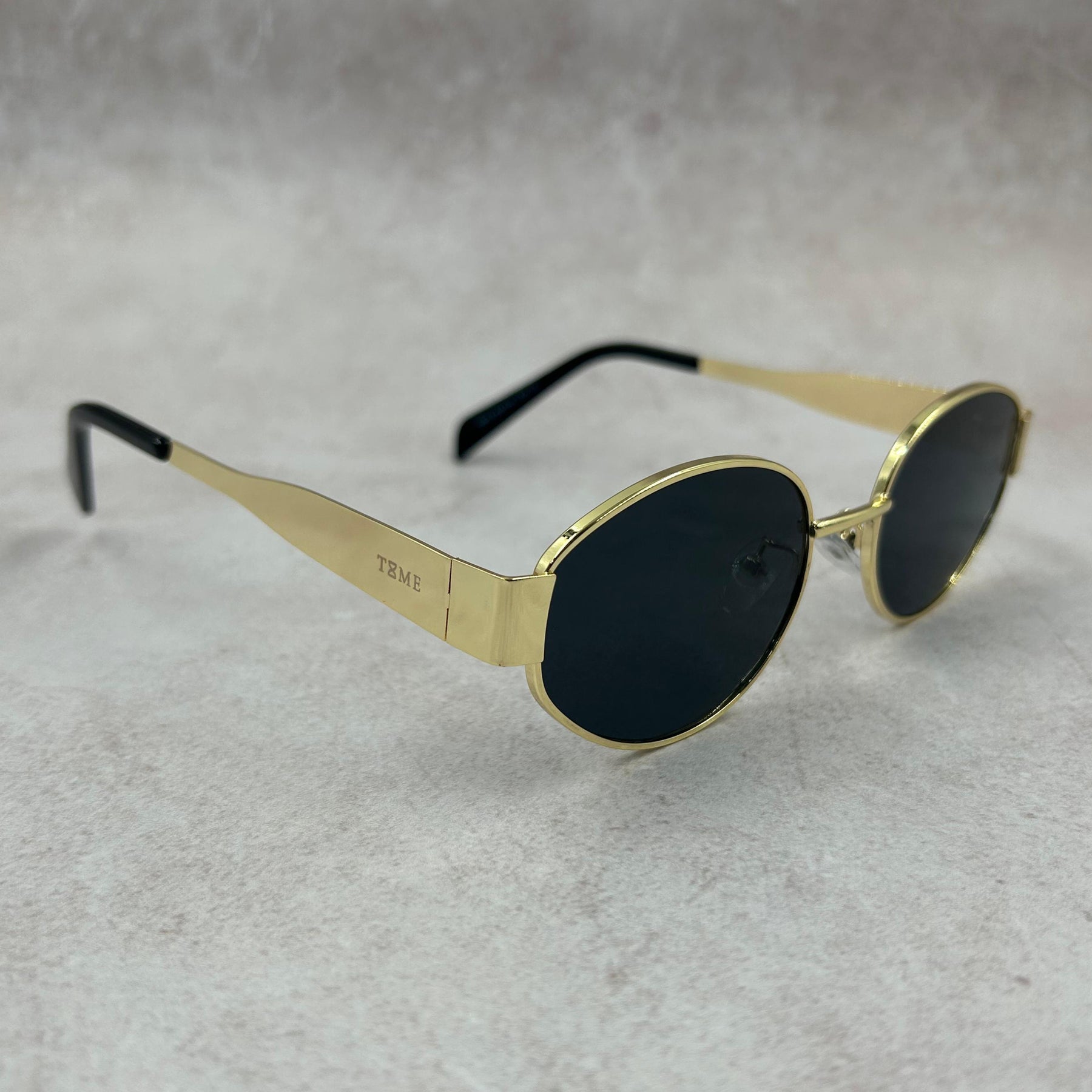 ÓCULOS DE SOL NASSAU - DOURADO COM PRETO - 1639
